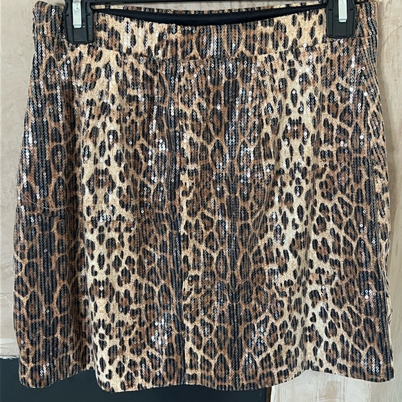 NWOT Lulumari Leopard Sequin Mini Skirt Size M - Picture 3 of 6